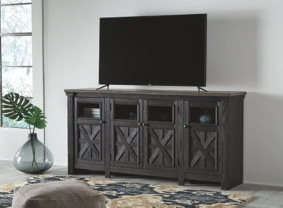 Tyler Creek Signature Design by Ashley TV Stand